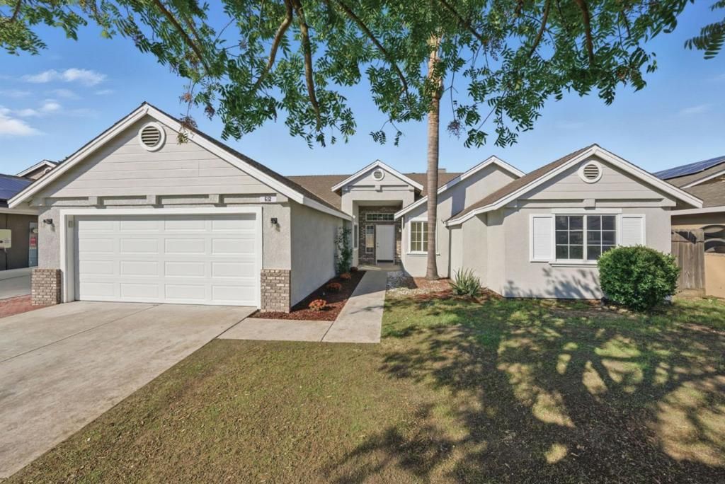 Photo of 612 Saffron Street, Hanford, CA 93230 (MLS # ML82025723)