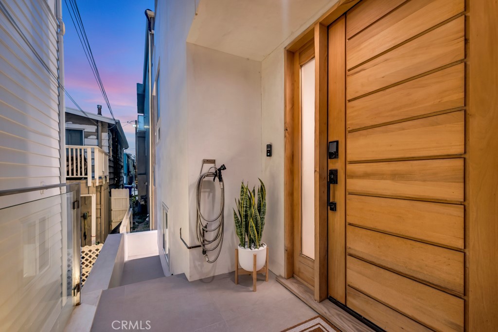 129 Moonstone Street