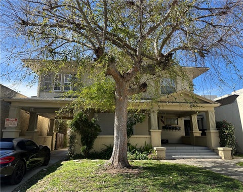 Photo of 121 S Jackson St, Glendale, CA 91205 (MLS # BB26211419)