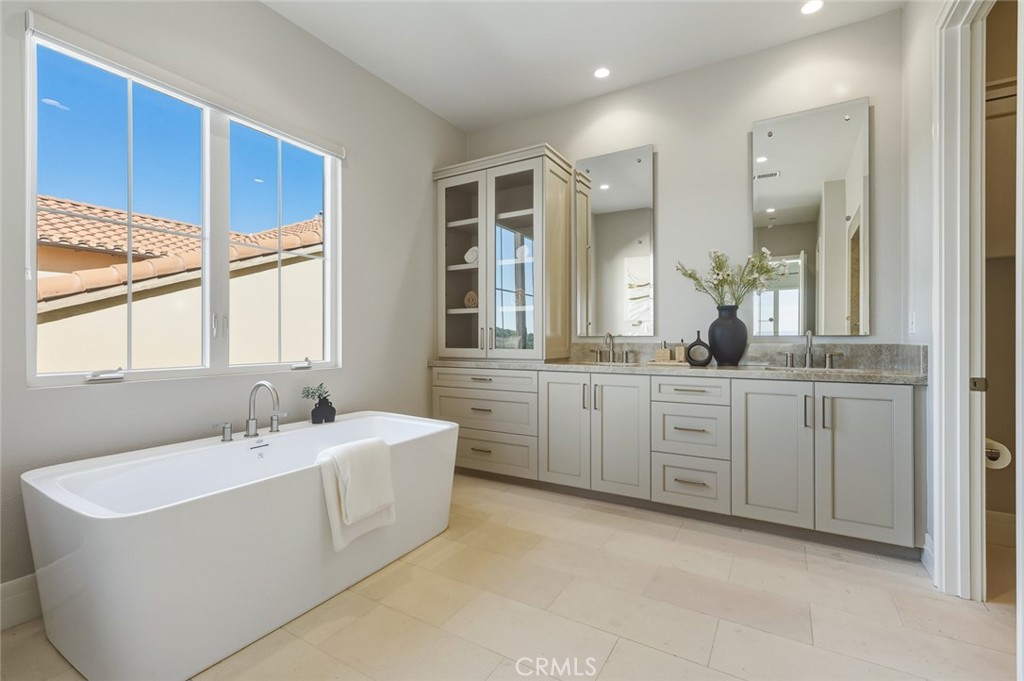 139 Prestigo, Irvine CA 92602 - Photo 29