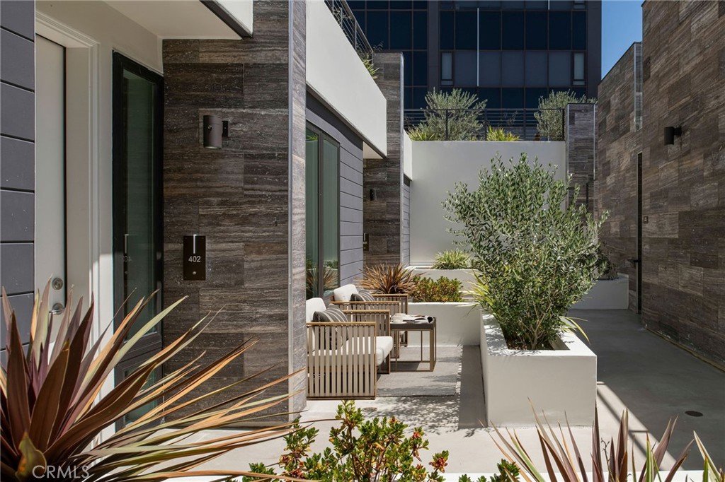 380 Cordova Street 405