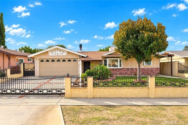419 BALDWIN AVE, REDLANDS, CA 92374 - Image 03b8f4e29d9517a7cd1495ec0186e04c/362749454