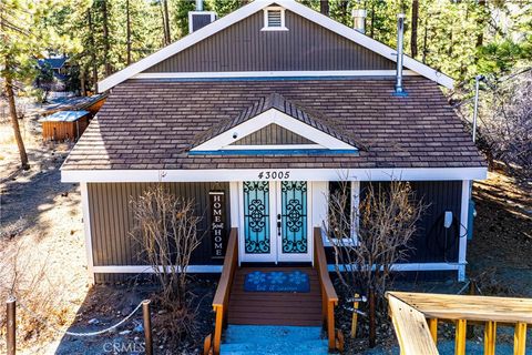 Photo of 43005 Monterey St, Big Bear Lake, CA 92315 (MLS # OC26067076)