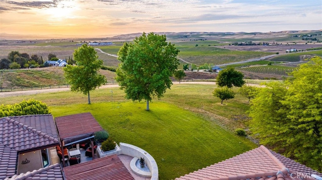 6130 Buckhorn Ridge