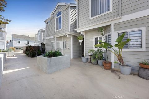 Photo of 260 Victoria Street #32, Costa Mesa, CA 92627 (MLS # DW26046295)