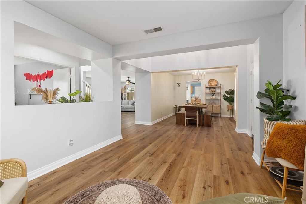 25563 Mountain Springs St