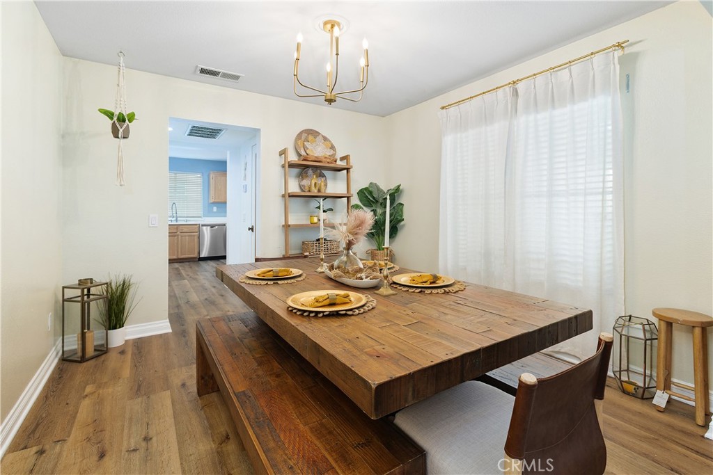 25563 Mountain Springs St