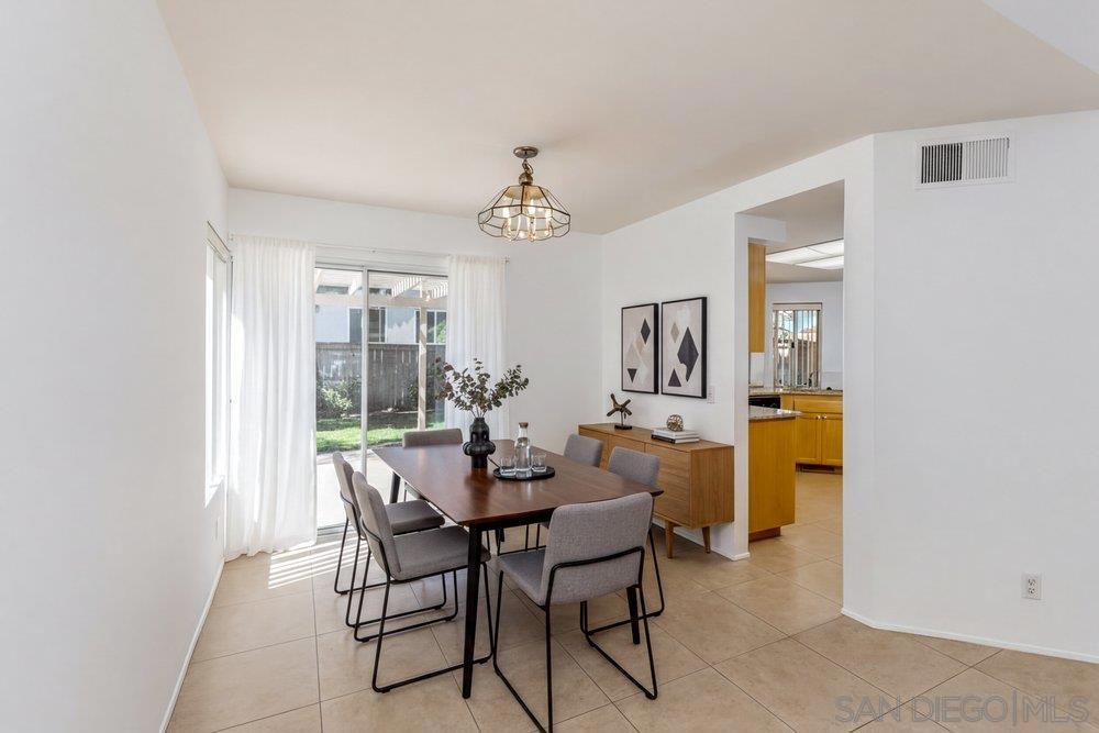 1979 Spanish Oak Way