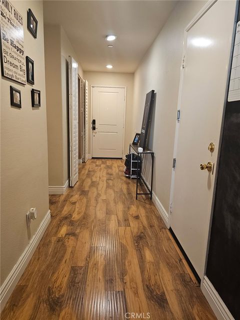 1740 El Nido Perris CA 92571