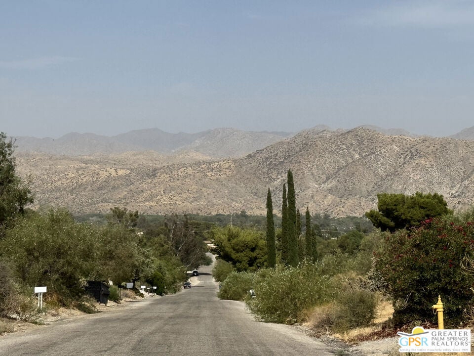 49017 Hibiscus Drive