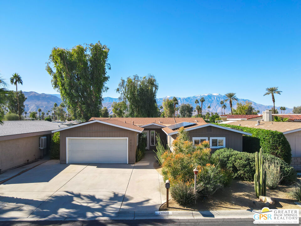 Portola Country Club - Manufactured In Park