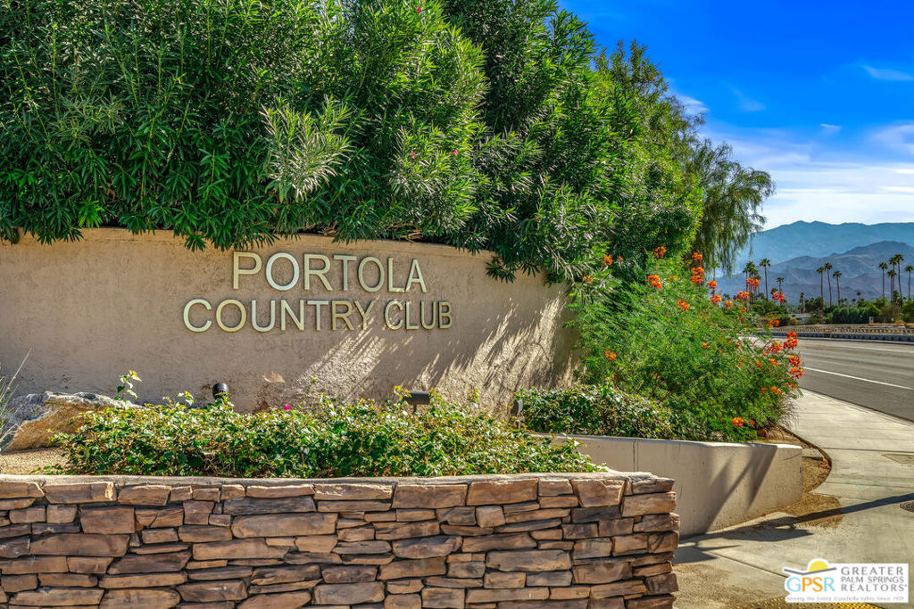 Portola Country Club - Manufactured In Park