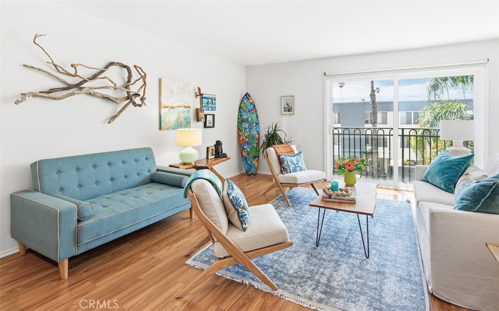 5959 E Naples Plaza