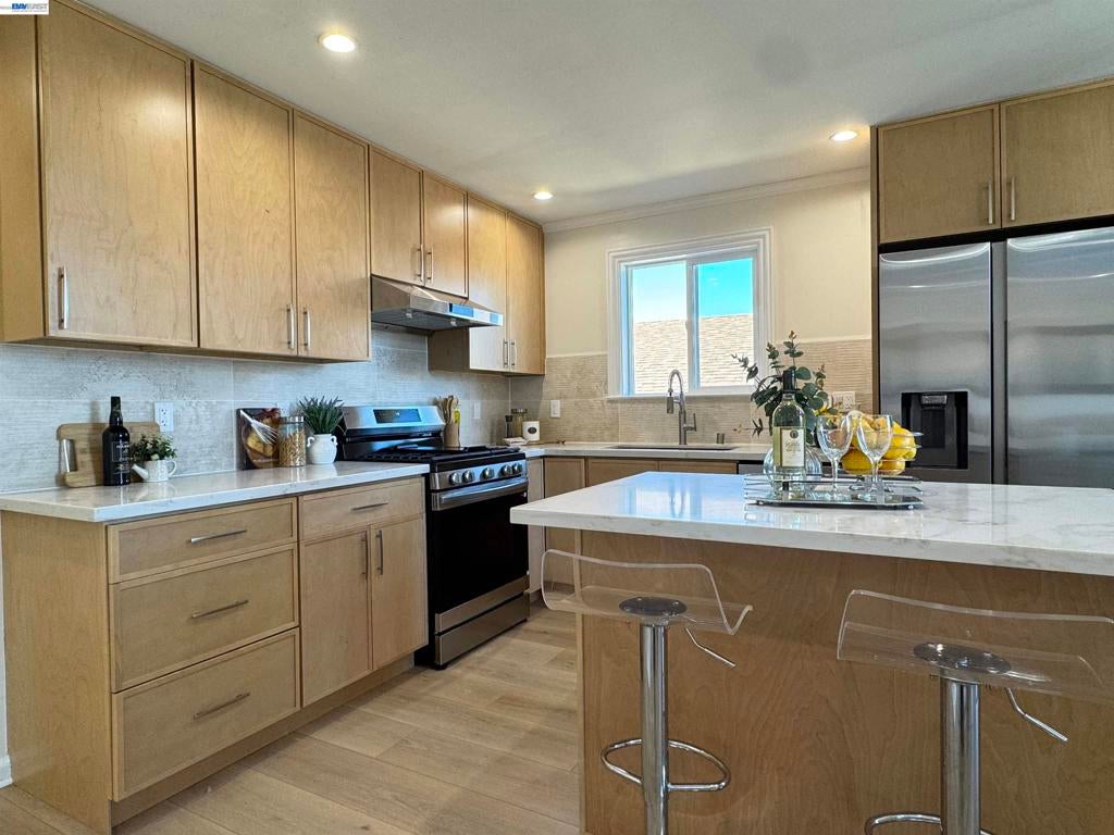 908 Higate Dr