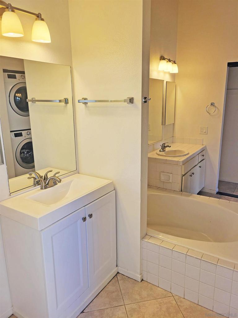 University City - Residential Lease