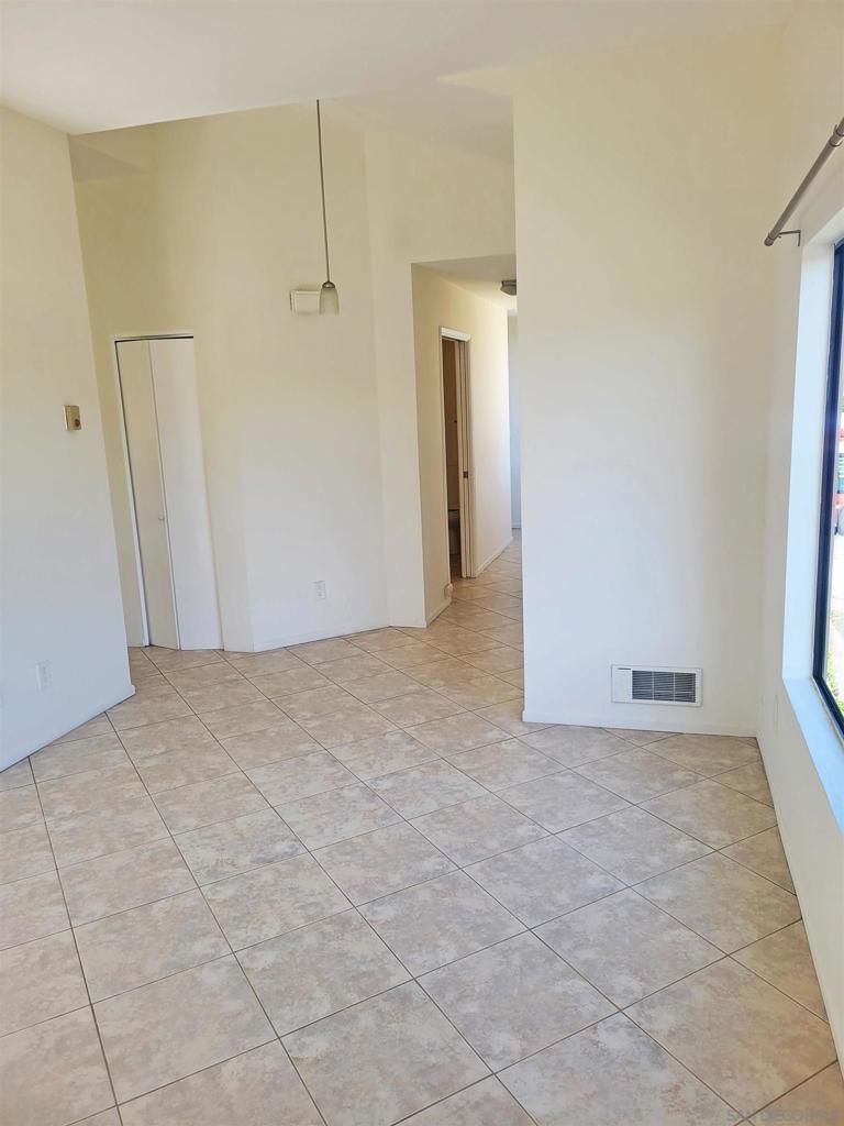 University City - Residential Lease