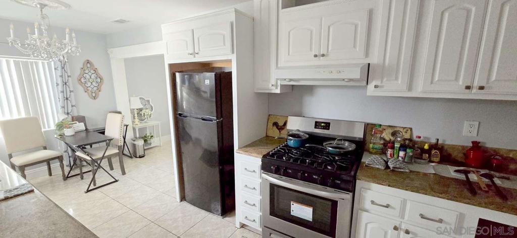 5136 N Saint Malo Ave