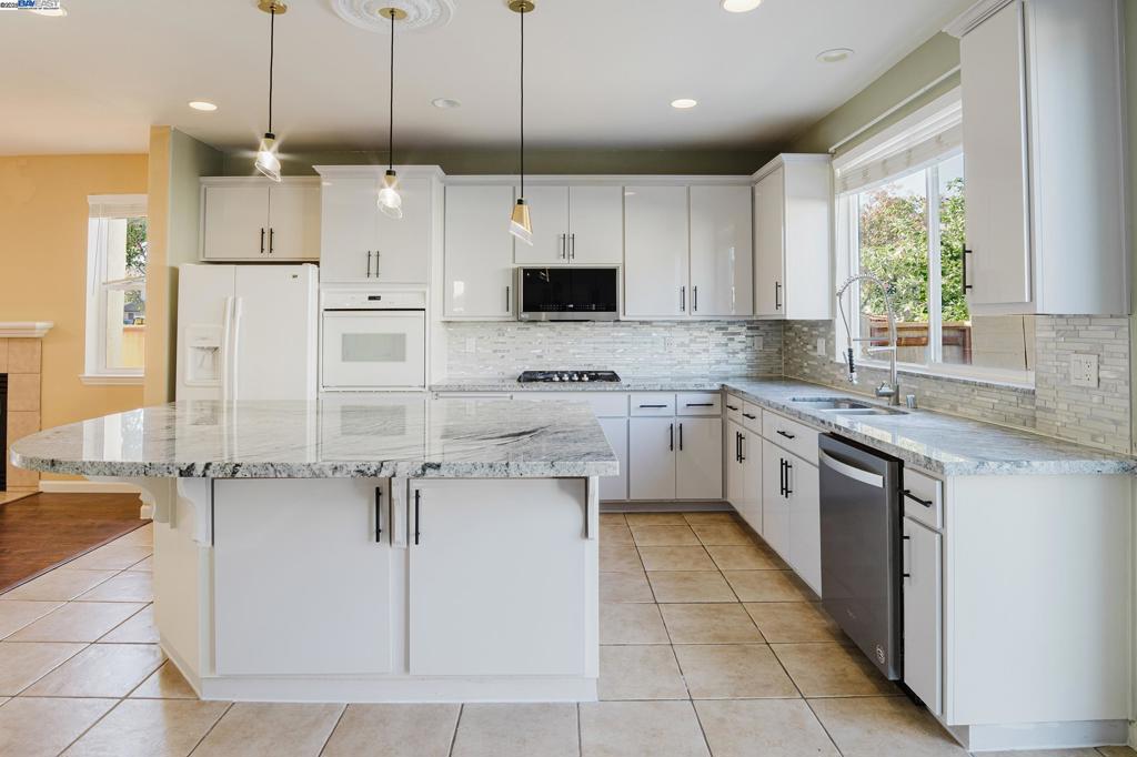 Not Listed - Residential