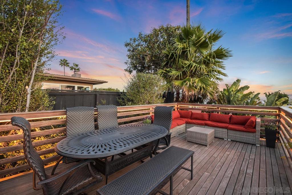 5361 Van Nuys Ct