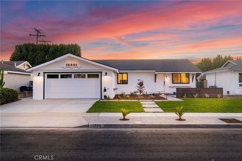 Photo of 15801 Carrie Lane, Huntington Beach, CA 92647 (MLS # PW25156008)
