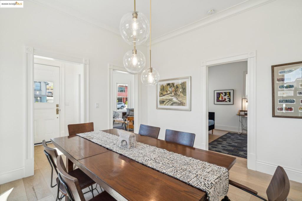 PIEDMONT AVENUE - Residential