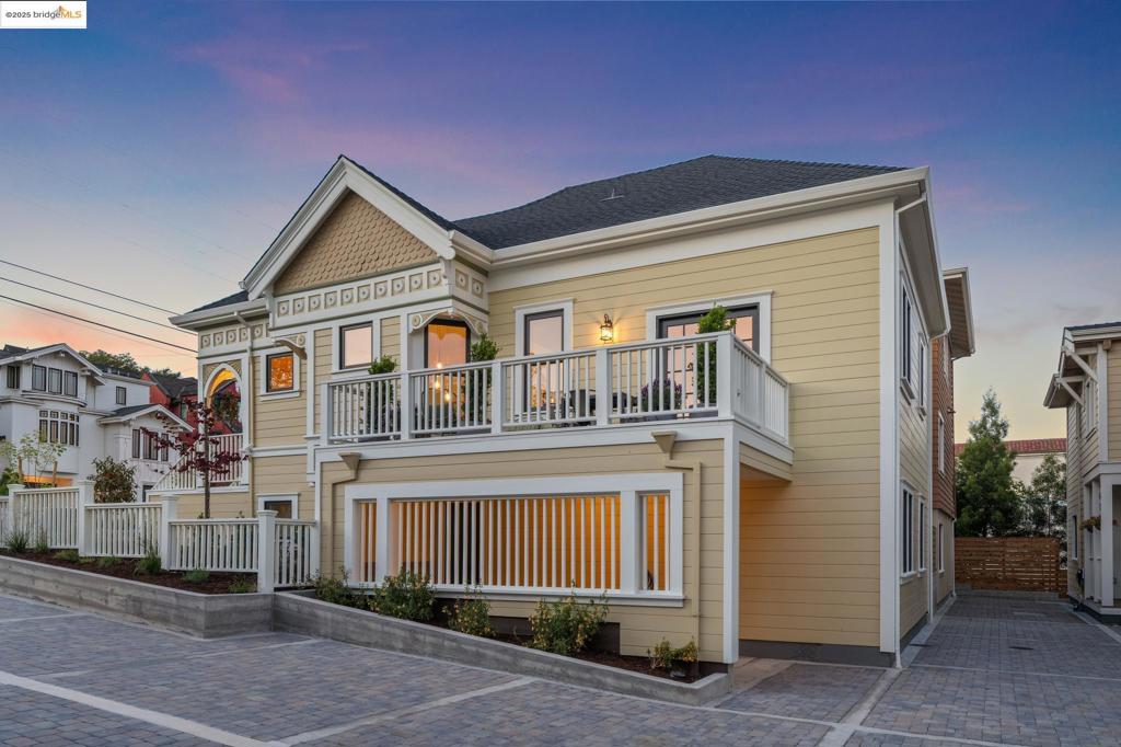 PIEDMONT AVENUE - Residential