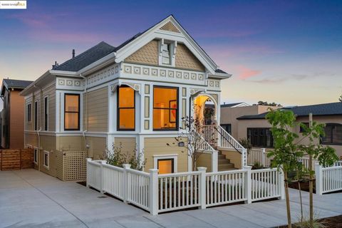 Photo of 4440 Howe St St, Oakland, CA 94611 (MLS # 41110740) Photo of 4440 Howe St St, Oakland, CA 94611 (MLS # 41110740)