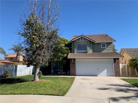 Photo of 23692 Cork Oak CIR, Murrieta, CA 92562 (MLS # SW26142678)