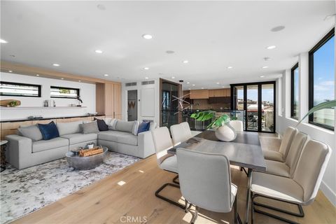 Tiny photo for 214 El Porto Street, Manhattan Beach, CA 90266 (MLS # SB25146217)