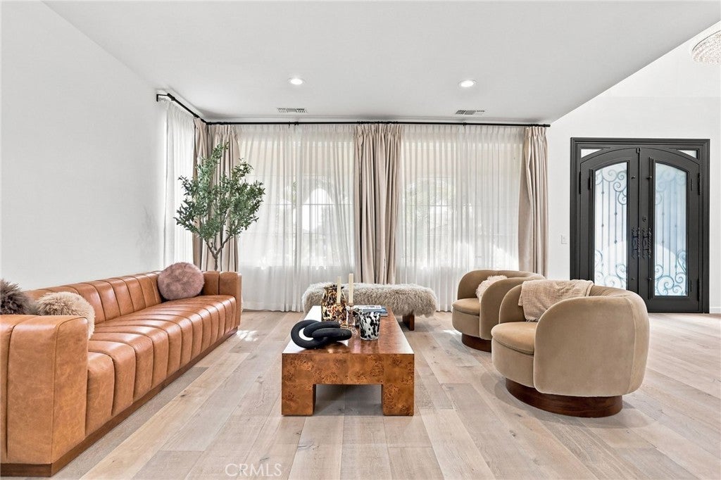 124 Grand Oaks