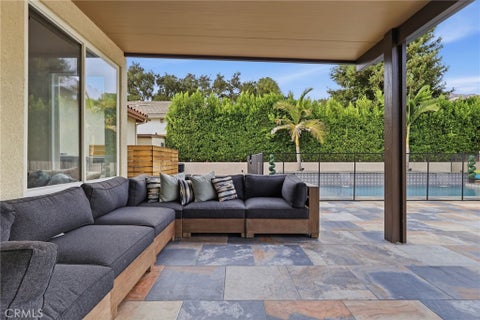 Tiny photo for 124 Grand Oaks DR, Glendora, CA 91741 (MLS # PW26225291)