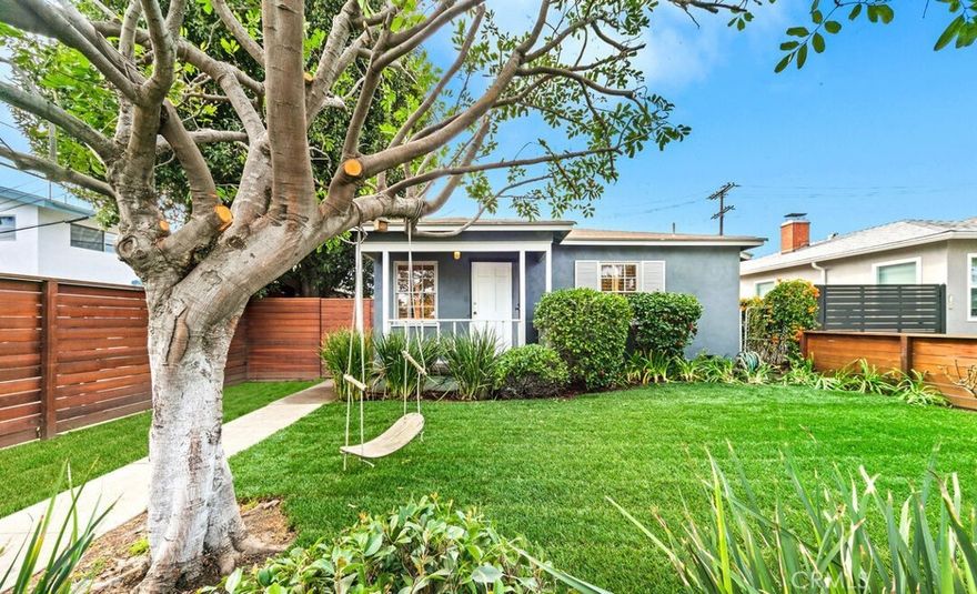 Located in the desirable Mar Vista neighborhood, this home offers a convenient city lifestyle on the Westside. The space is a three bedrooms and two bathrooms with front and rear fenced yards. The primary bedroom has an en-suite bathroom and the secondary bedroom has access to the spacious and fenced backyard. It has a detached two-car garage. The home has new range and microwave, granite counters, stainless appliances and maple cabinets, and recessed lighting. Just a short drive or bike ride from the beach.