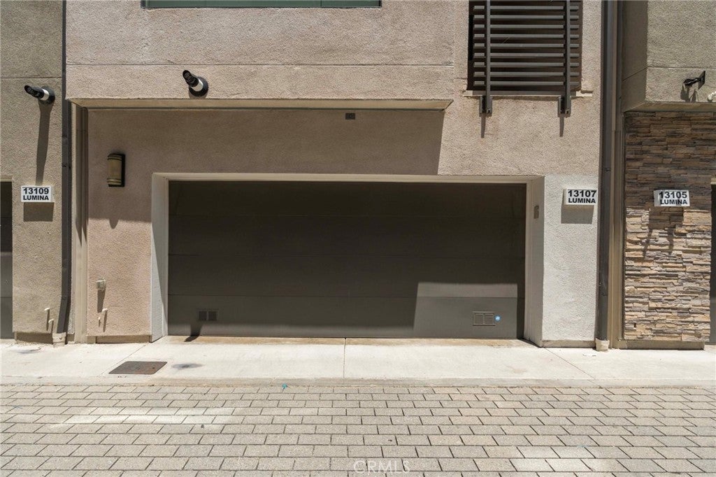 13107 W Lumina Way, Valley Glen CA 91401