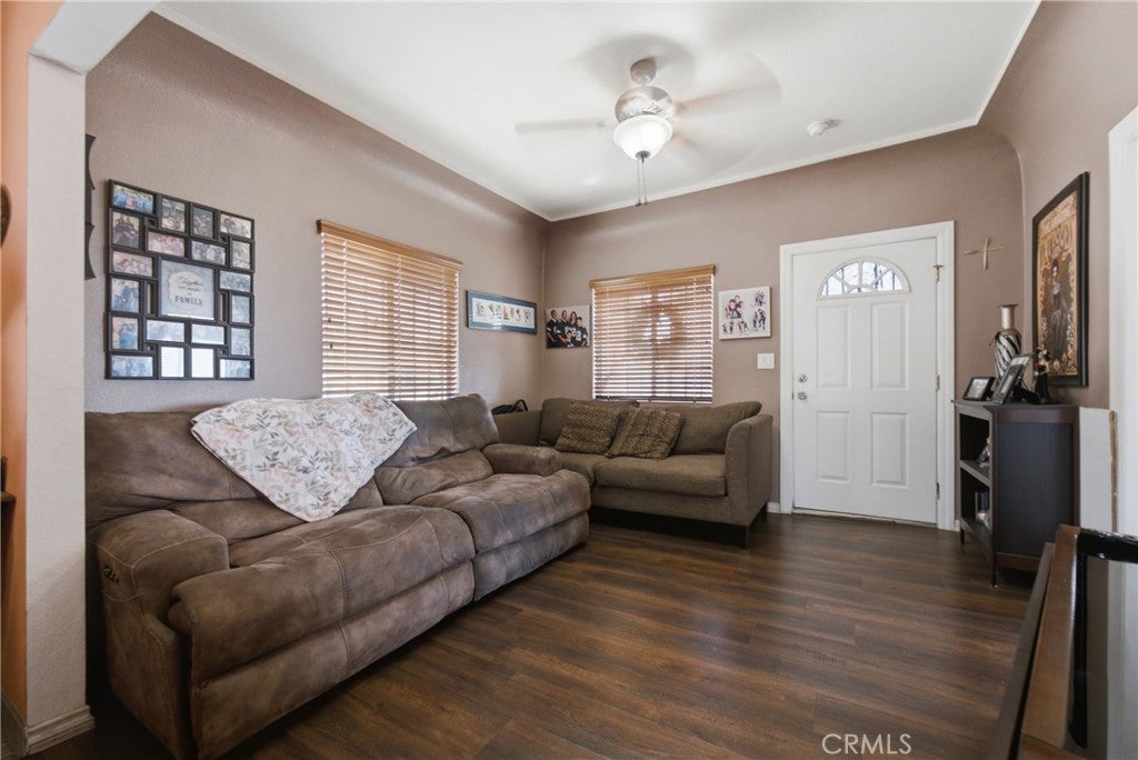 457 N Fresno