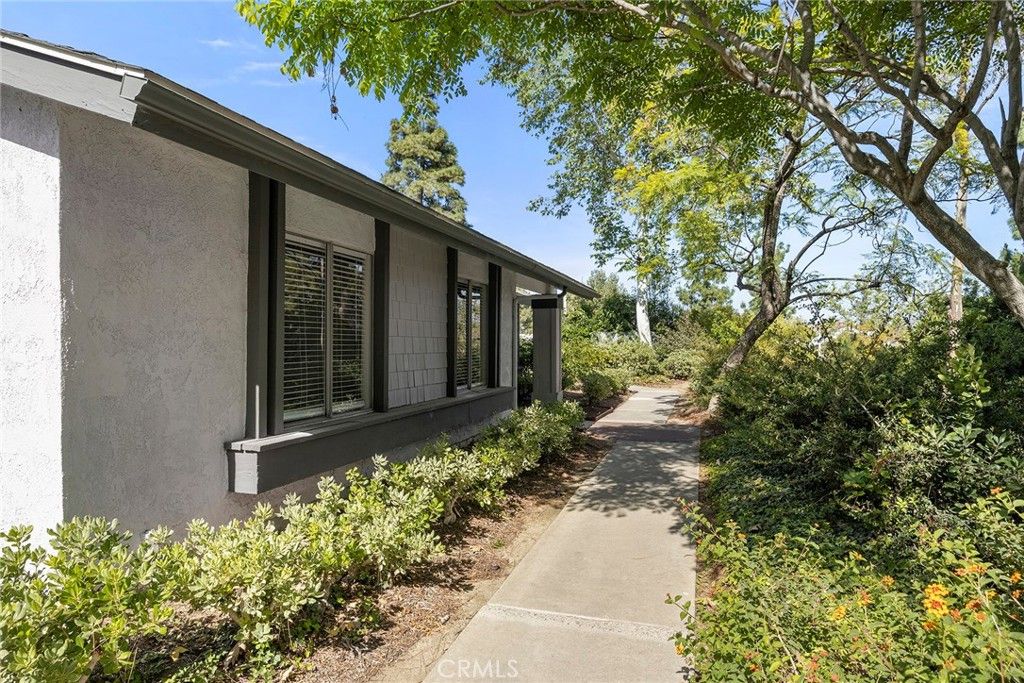Photo of 20480 Elm Hill Ln, Yorba Linda, CA 92886 (MLS # PW26093490)