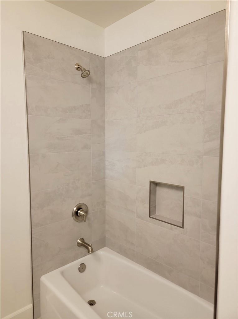 The Reserve at River Oaks - Residential