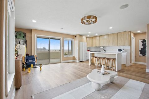 711 pacific coast 120 huntington beach ca 92648