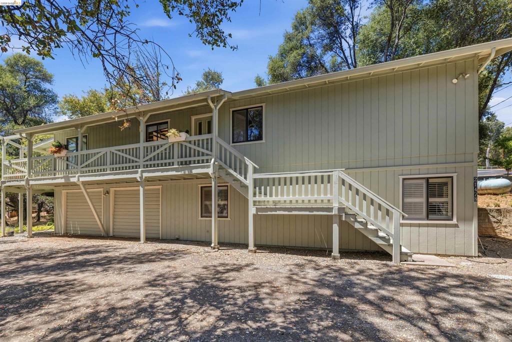 21478 Paseo De Los Portales