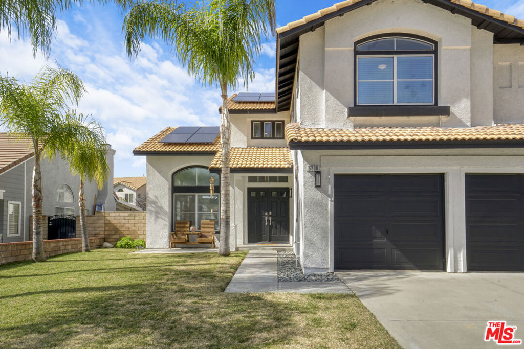 6886 Country Oaks Drive