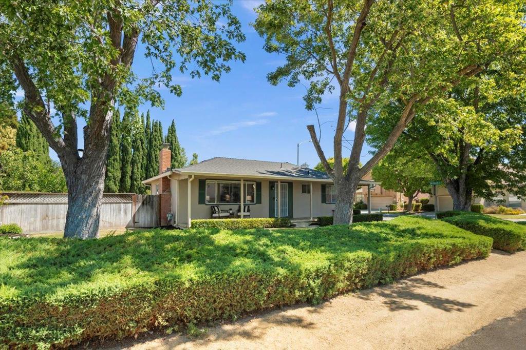 543 Crawford Drive