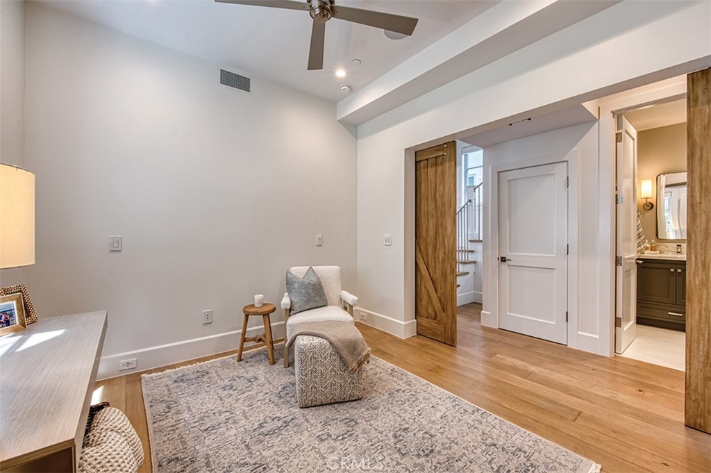Corona del Mar North of PCH (CNHW) - Residential