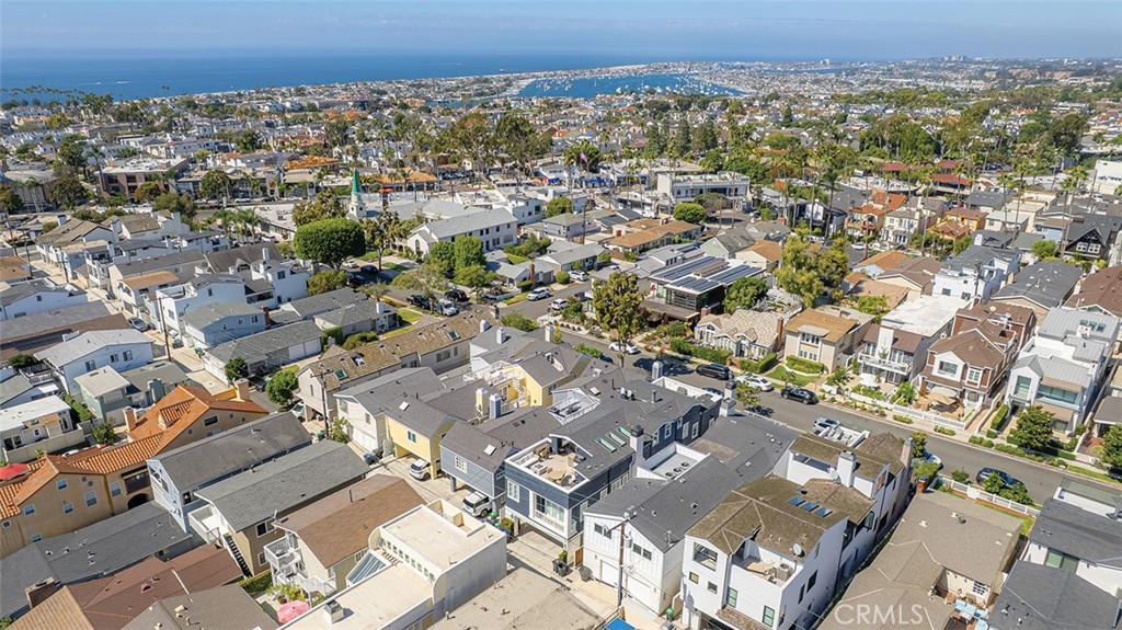 Corona del Mar North of PCH (CNHW) - Residential