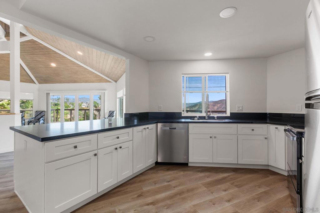 South Escondido - Residential Lease