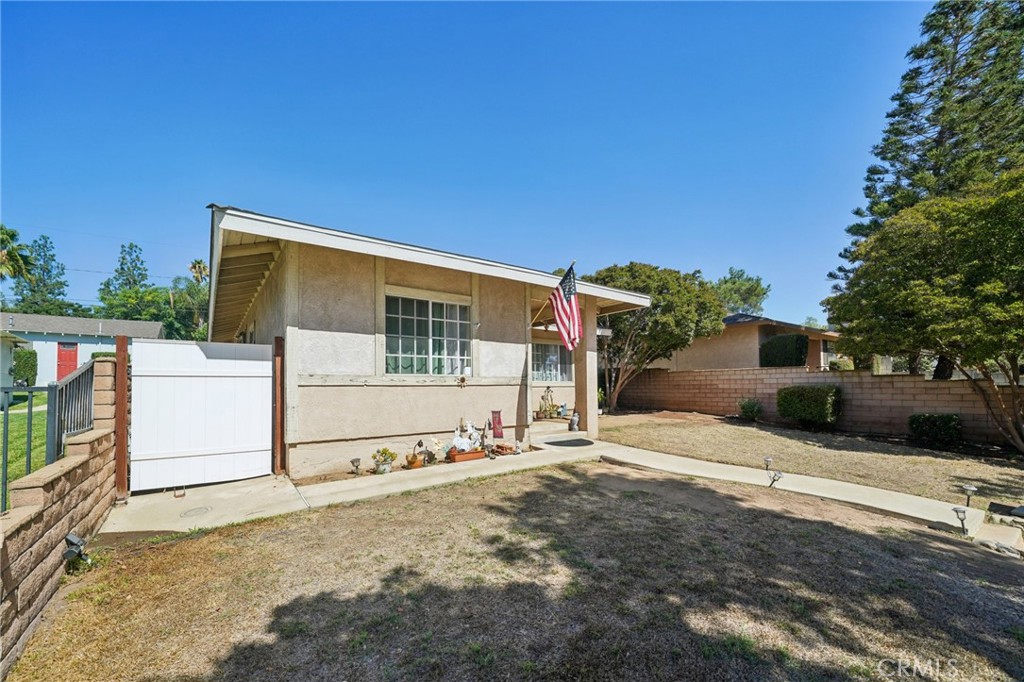 409 W 4th