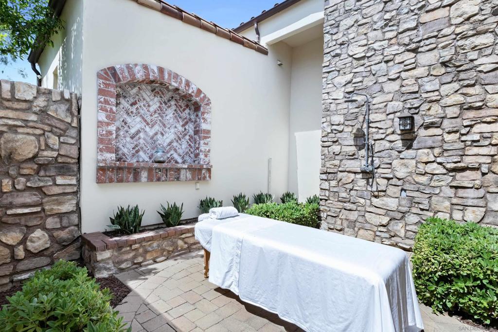 Santaluz - Residential