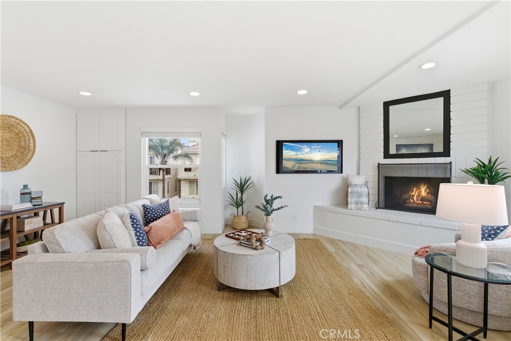 127 Manhattan Avenue