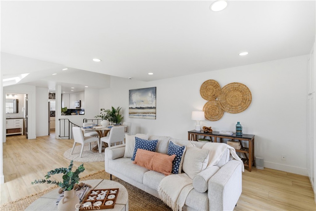 127 Manhattan Avenue