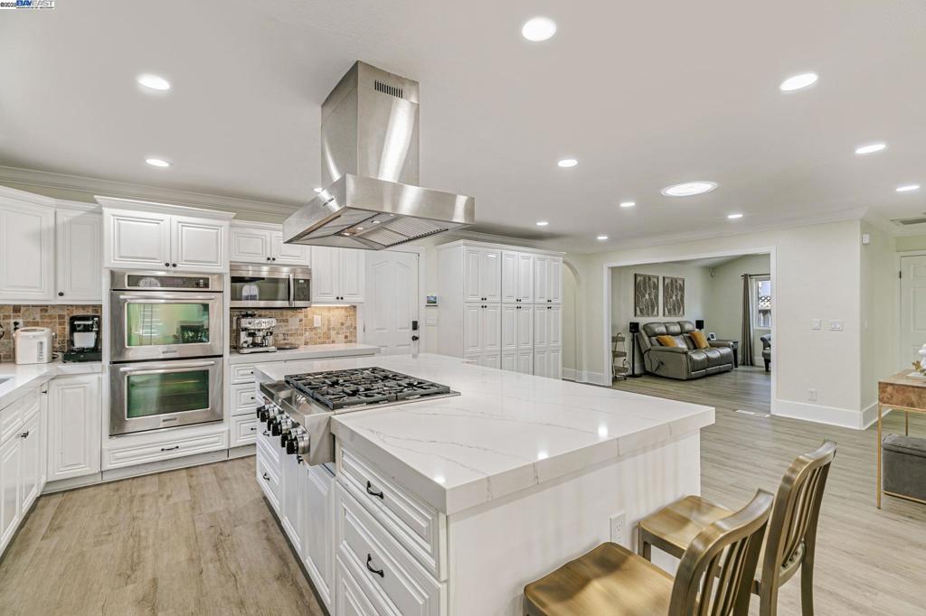 SUNDALE - Residential