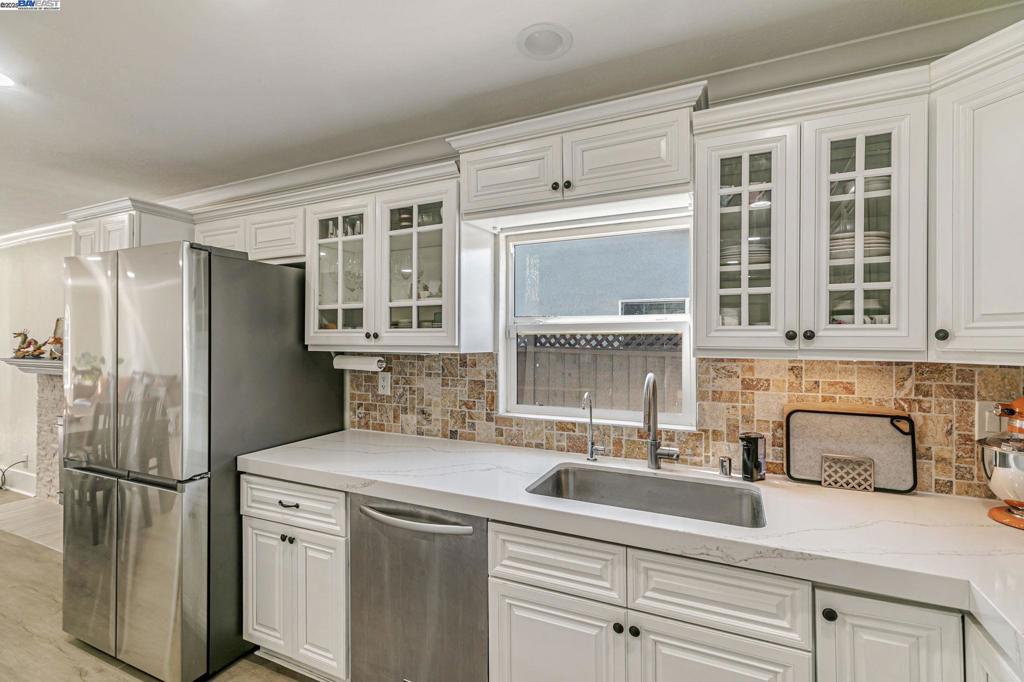 SUNDALE - Residential