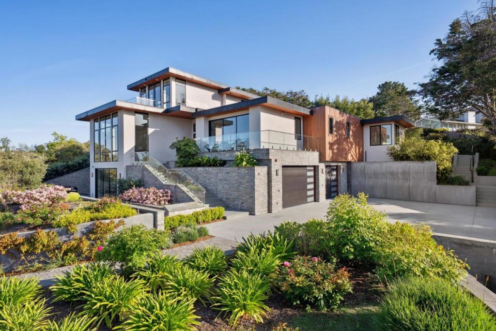 855 Darrell Road